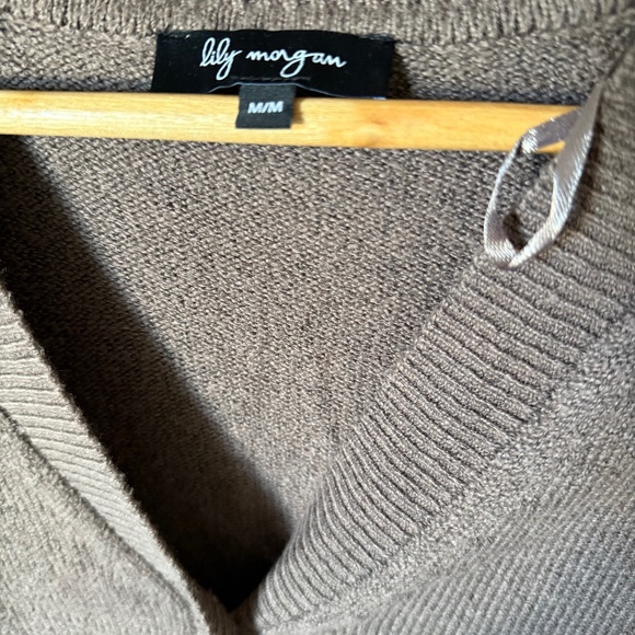 6 items 10 outfits - Picture 7 of 13